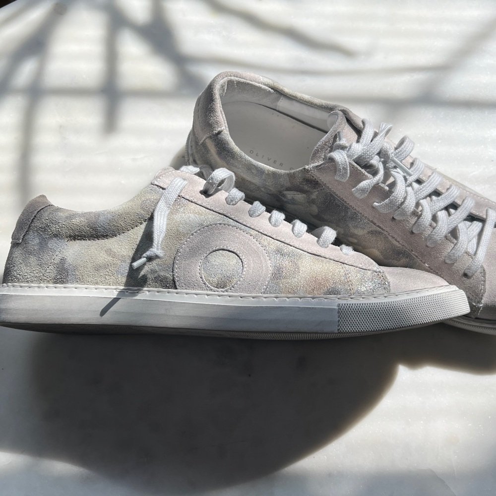 Oliver Cabell Women’s Low 1 Suede sneakers size 8.5